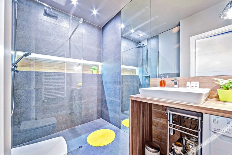 Bathroom 3, Apartamenty Homely Place Center, Poznań City