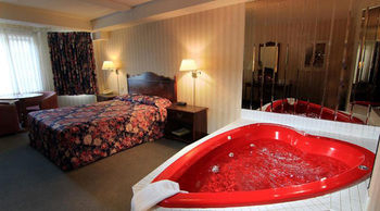 Others 4, Hotel Niagara Falls Lundys Lane, Niagara