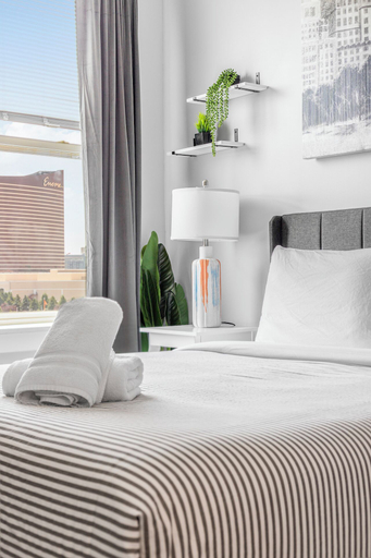 Bedroom 2, Furnished Apartments near Encore Boston, Middlesex