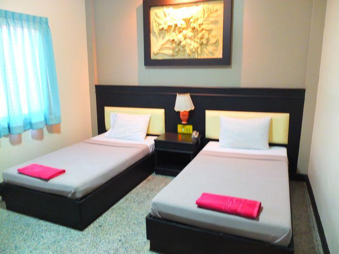 Bedroom 2, Picnic Sriracha Hotel, Si Racha