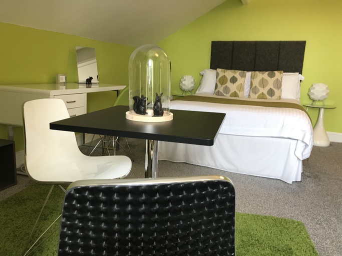 Bedroom 2, James’ Place @ Dowlais, Merthyr Tydfil