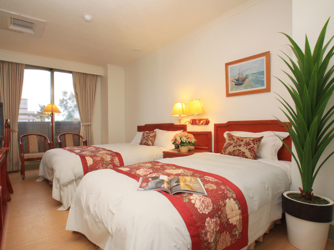 Bedroom 4, Crown Hotel, Yilan