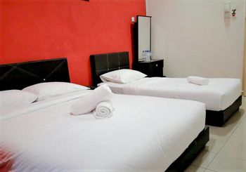 Others 3, Diamond Hotel, Kota Bharu