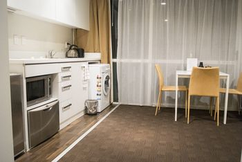 Others 4, Beautiful Apartment in The City, Waitakere