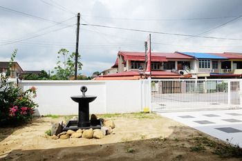 Others 3, Natol Villa - London, Kuching
