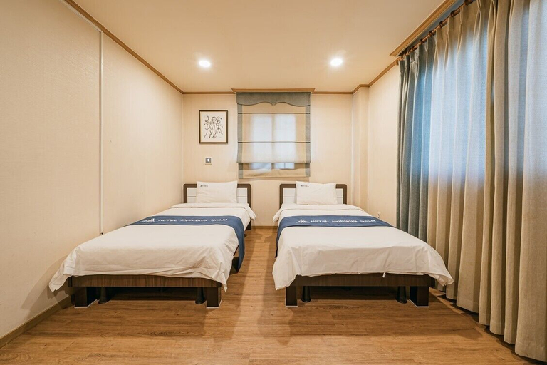 Bedroom 2, Morning Calm, Jeju