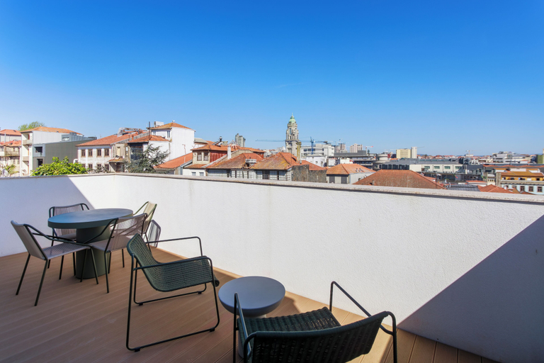 Terrace/patio 2, Casa Falcão Boutique Hotel by Aspasios, Porto