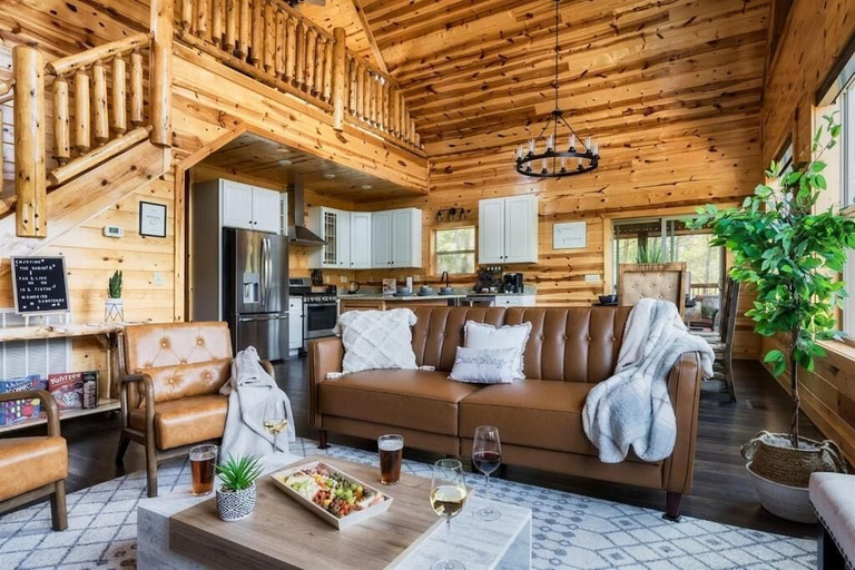 Living area, Smokies Sanctuary, Sevier
