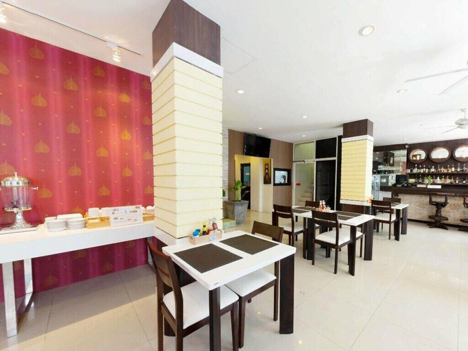 Food & Drinks 5, Doze Patong, Phuket Island