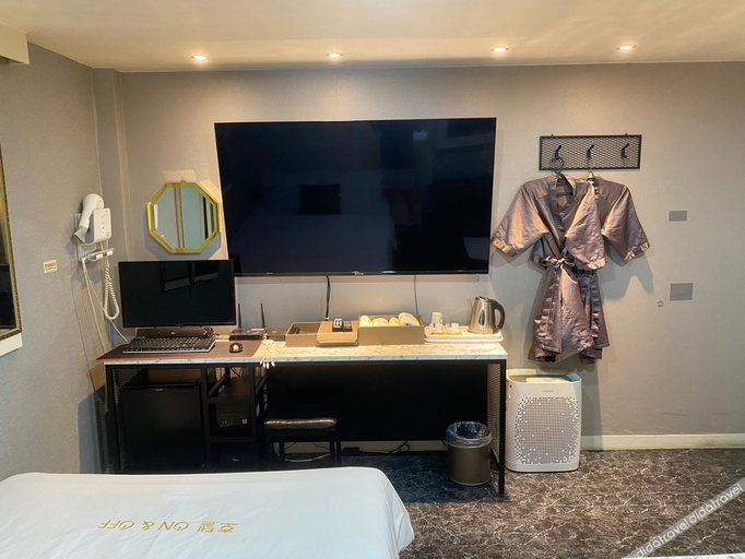 Bedroom 4, Incheon (Seoknam-dong) ON and OFF, Seo