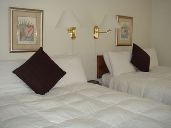Others 5, Beach Shell Inn, Lee
