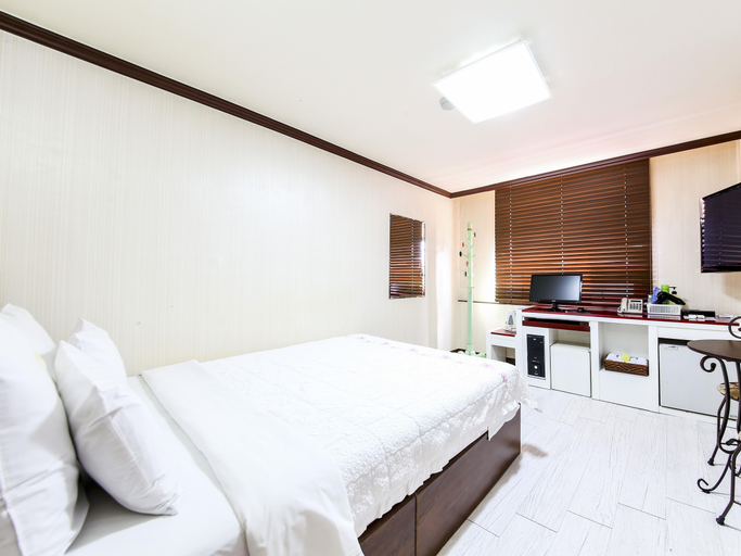 Bedroom 3, Goodstay Grand Motel Chuncheon, Chuncheon