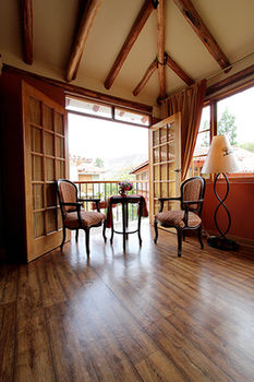 Others 5, Tariq Sacred Valley, Urubamba