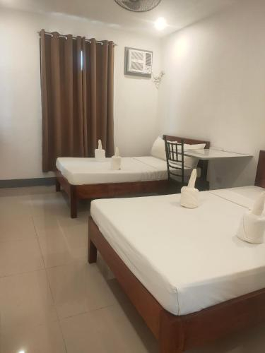 Others 4, WILDROSE INN, El Nido