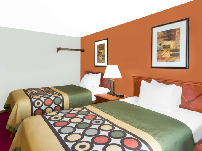 Bedroom 3, Super 8 By Wyndham Algona, Kossuth