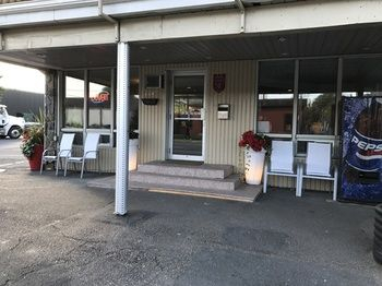 Others 3, Motel Bellefeuille, Francheville
