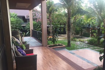 Others 2, The Organery Retreat, Muak Lek