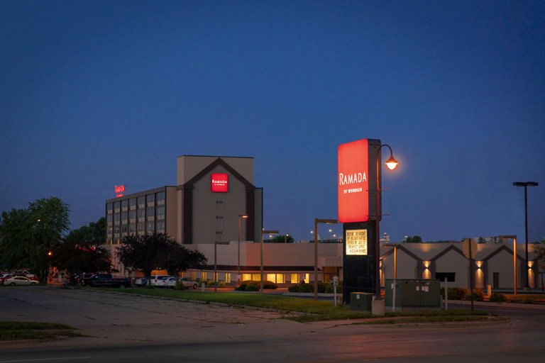 Others 3, Ramada by Wyndham Cedar Rapids, Linn