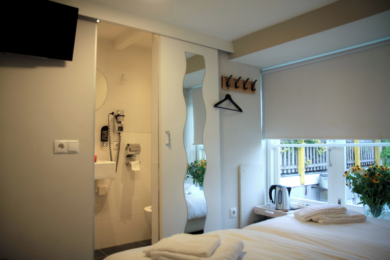Bedroom 4, Hotel & Bar 55, Amsterdam