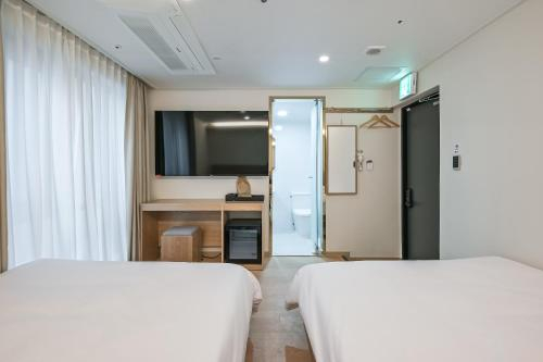 Other 4, Seoul N Hostel 동대문東大門, Jung