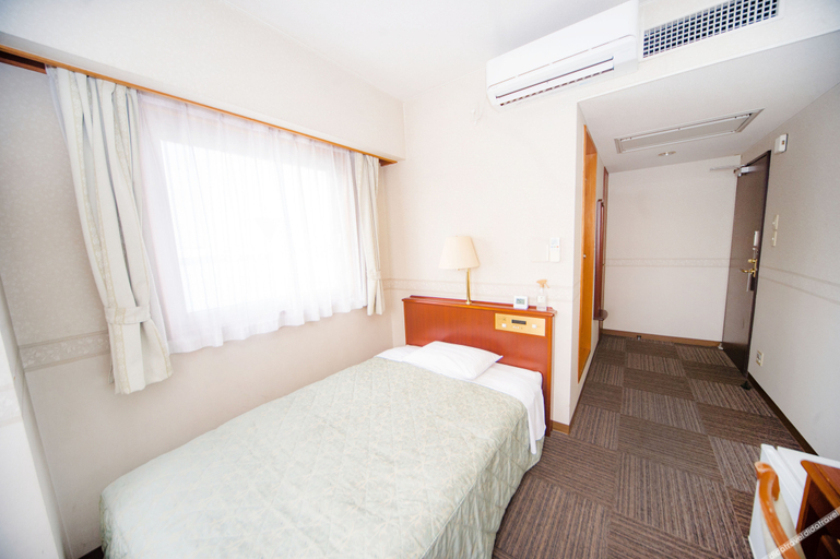 Others 2, Hotel Grand Marriage, Ishioka