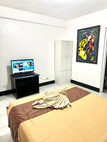 Others 4, Hotel California, Malay