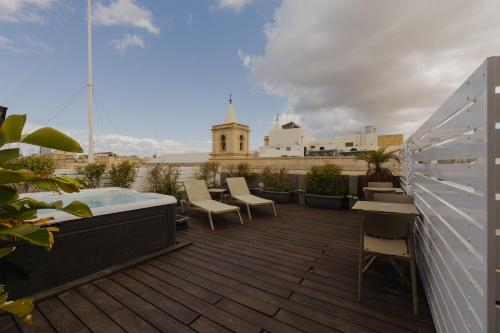 Others 2, Casa Reale City Living by Sterling
