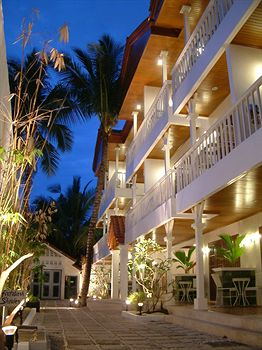Featured Image, Hey Jude Boracay, Malay