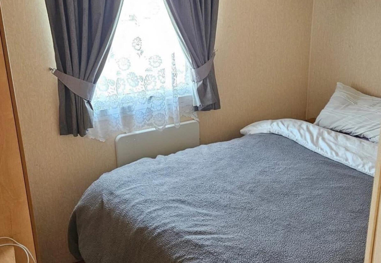 Room 3, 122 Happy Days South Chapel St Leonards, Lincolnshire
