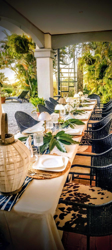 Food & Drinks 5, Canal Grande Lodge, Mora