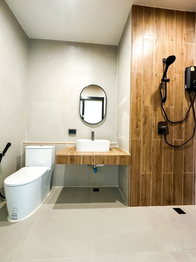 Bathroom 4, VAA Chachoengsao, K. Khlong Khuan