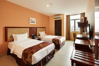 Others 5, Terra Nova Hotel, Malacca City