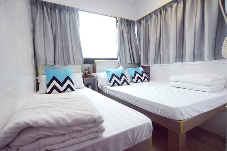 Others 4, Lucky Guesthouse, Kowloon