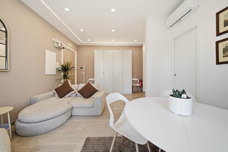 Living area 2, Alpha Domus 15, Napoli