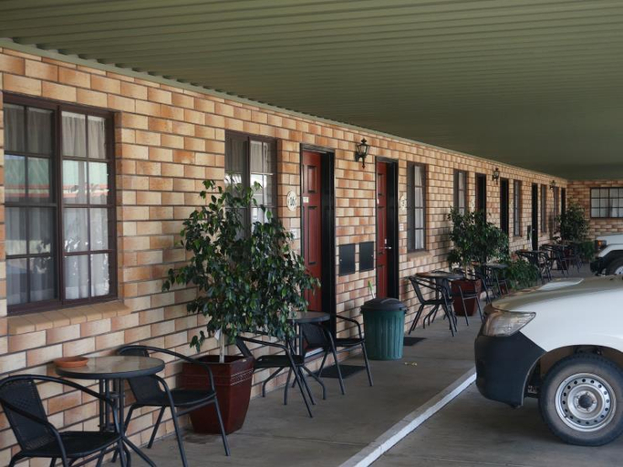 Others 1, Miles Outback Motel, Murilla