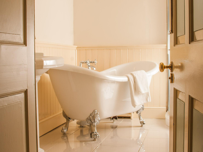 Others 5, Peterstone Court Hotel, Powys