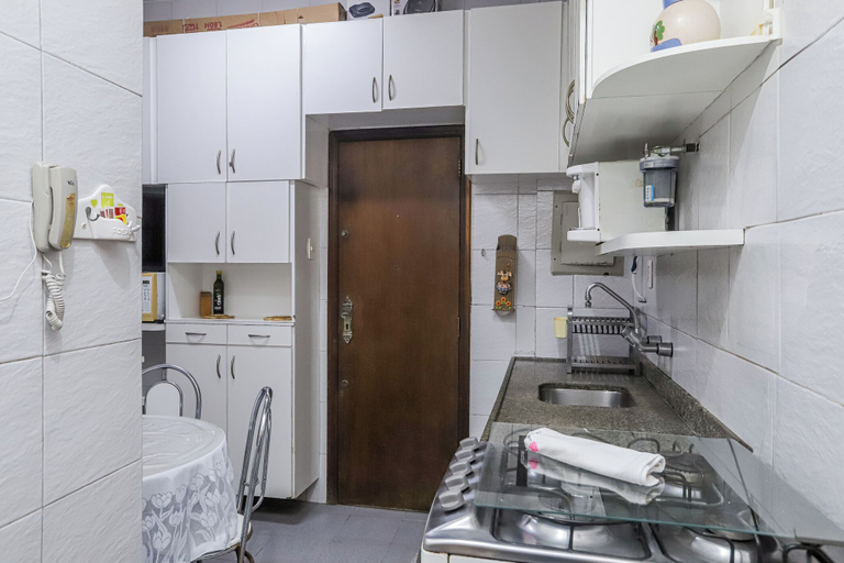Private kitchen 3, Leme 2 quartos amplo 2 min praia, Rio de Janeiro