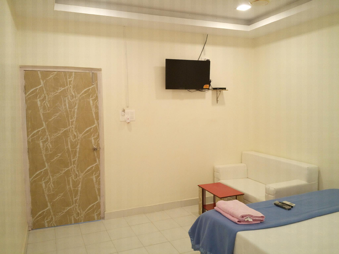 Bedroom 1, Hotel Royal Palace Havelock, South Andaman
