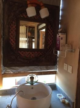 Bathroom 3, Chama Inn, Baoshan