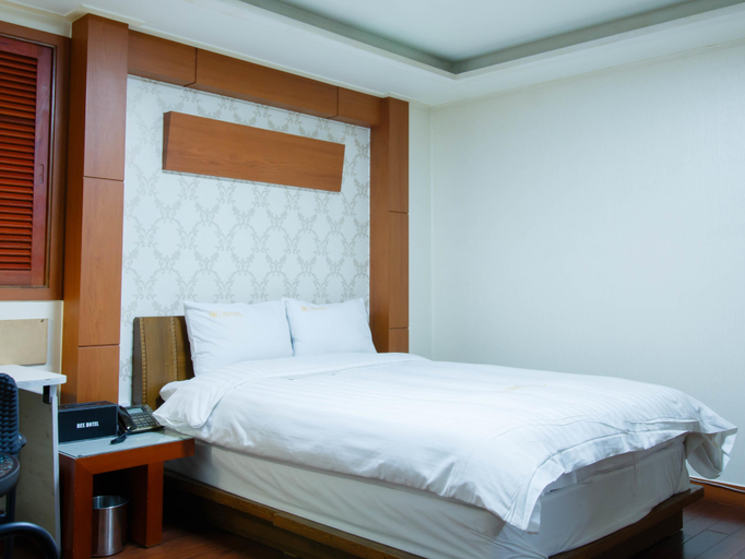 Bedroom 3, Rex Hotel Cheonan, Cheonan