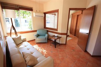 Others 5, Alcazar Suites, Zapopan
