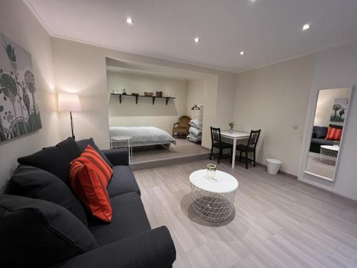 Others 5, city rooms luxembourg, Luxembourg