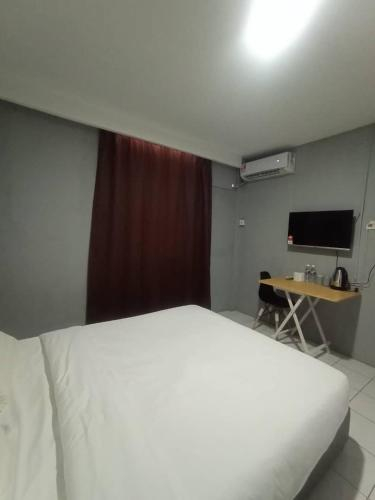 Others 4, Hotel Iramanis, Lahad Datu
