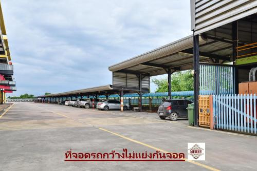 Others 3, 97 Merryland Apartments & Hotel, Bang Pakong