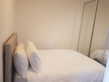 Others 4, Amazing Accommodation Vogue, Melbourne