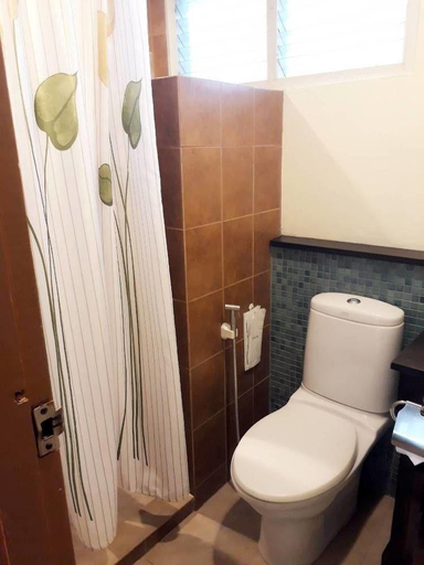 Bathroom, Wanathara Resort, Wang Thong