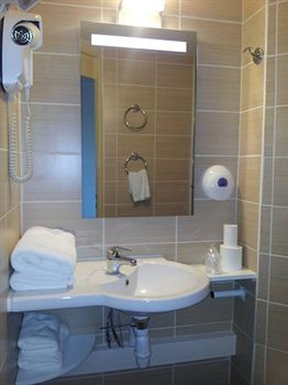 Others 5, Comfort Hotel Valence, Drôme