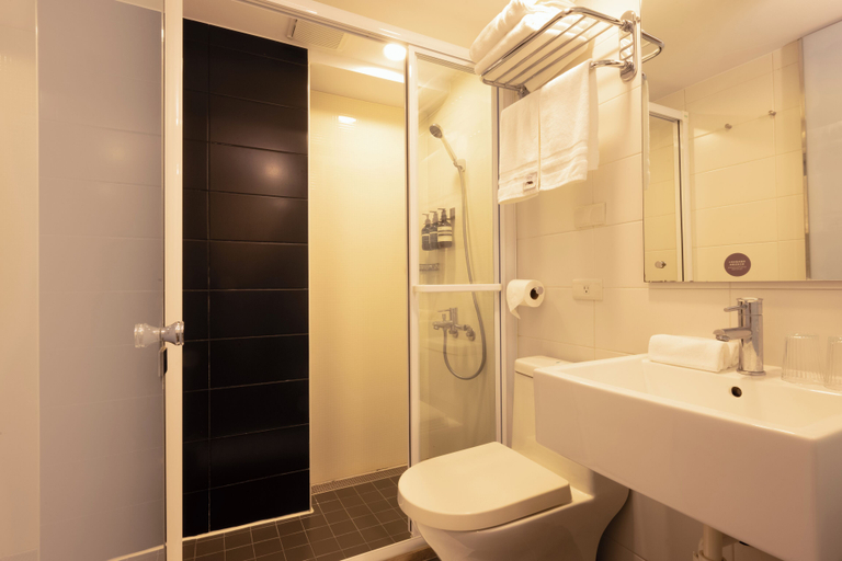 Bathroom 5, Cattail pocket Inn, Taipei City