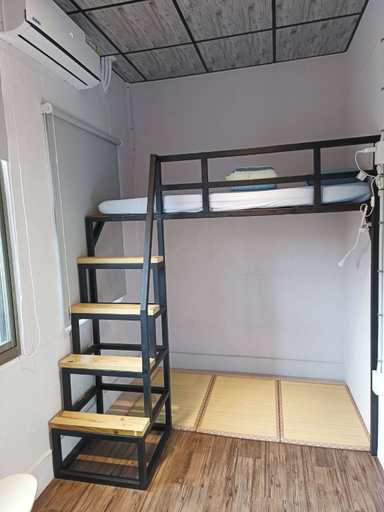 Bedroom 3, North Coast Hostel, New Taipei City