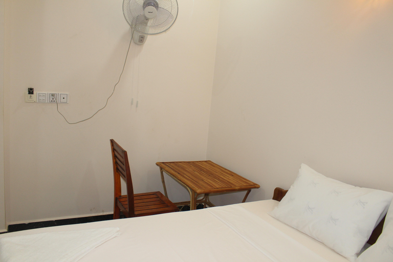 Bedroom 2, Good Morning Kampot Guesthouse, Kampot